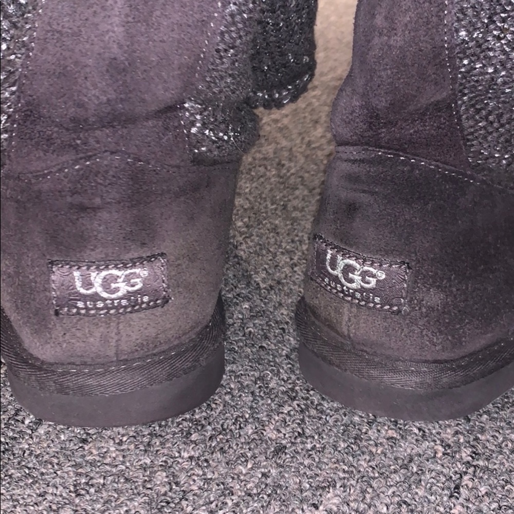 Uggs - Picture 3 of 4